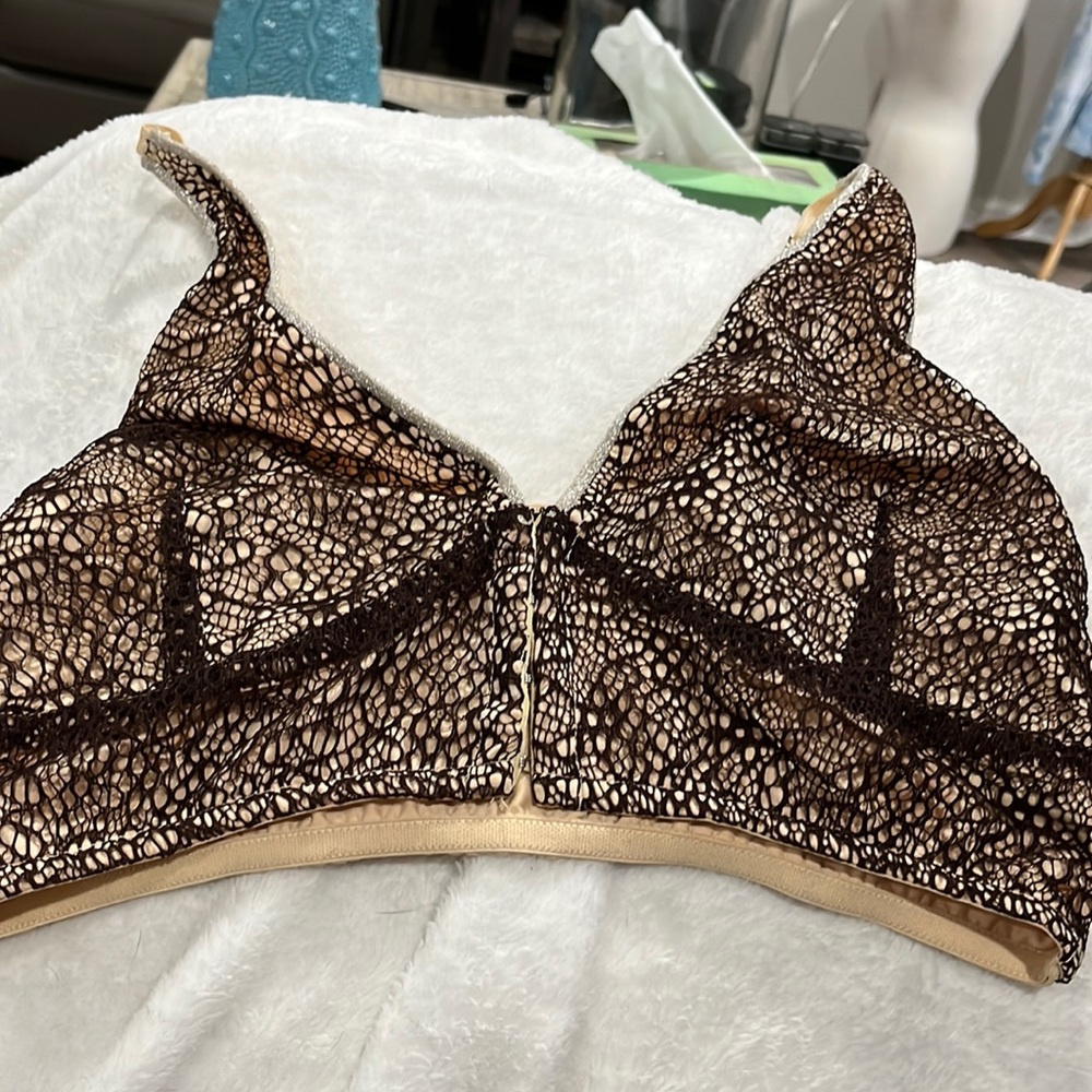 BKE - large bralette